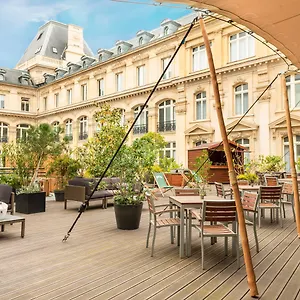 Hotel Crowne Plaza République, An Ihg ****